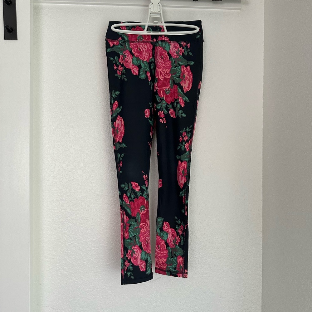 Albion Fit Vibrant Floral Leggings
